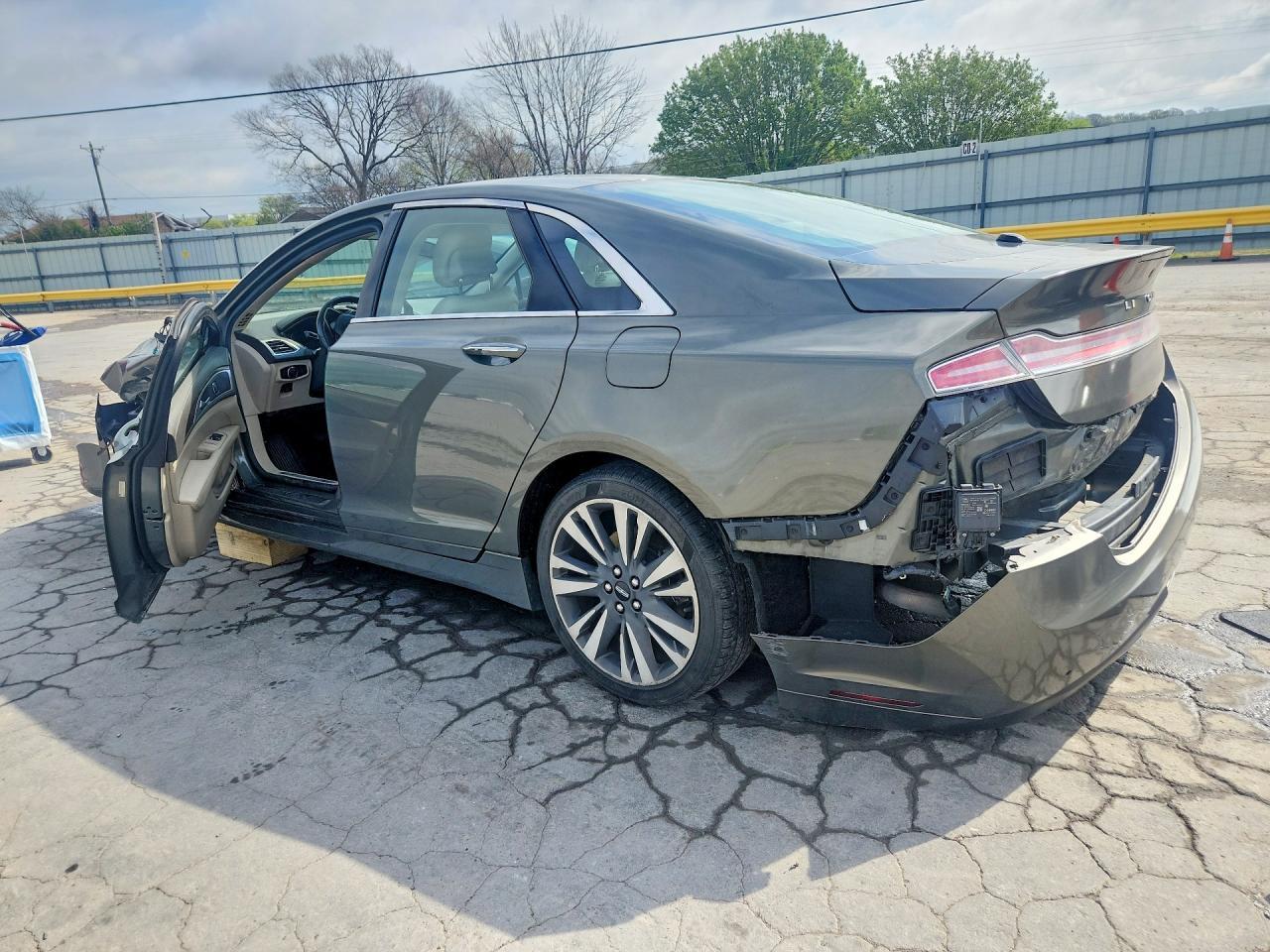 2017 Lincoln Mkz Select - Фото 2