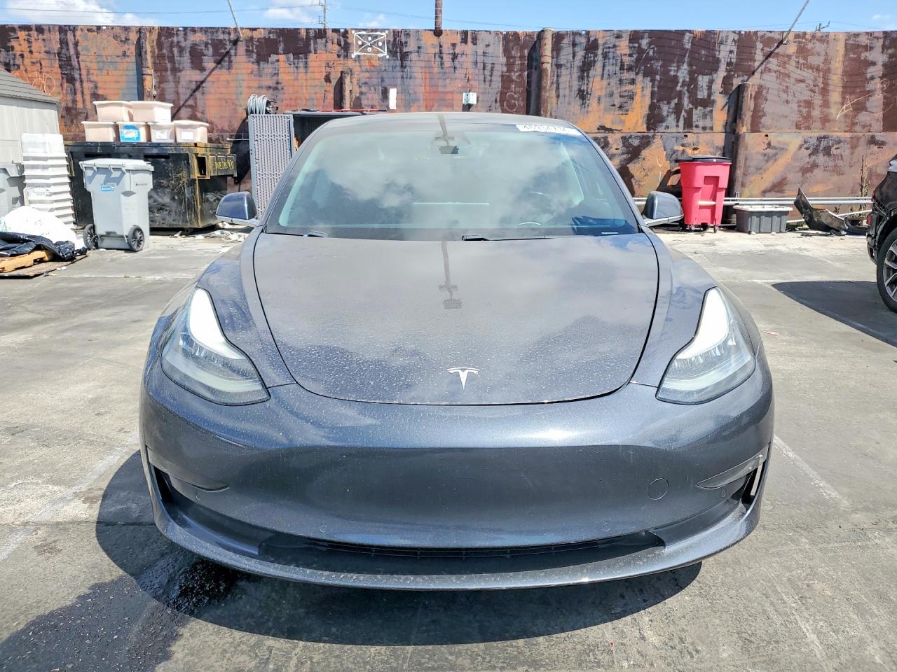 2019 Tesla Model 3 - Фото 5