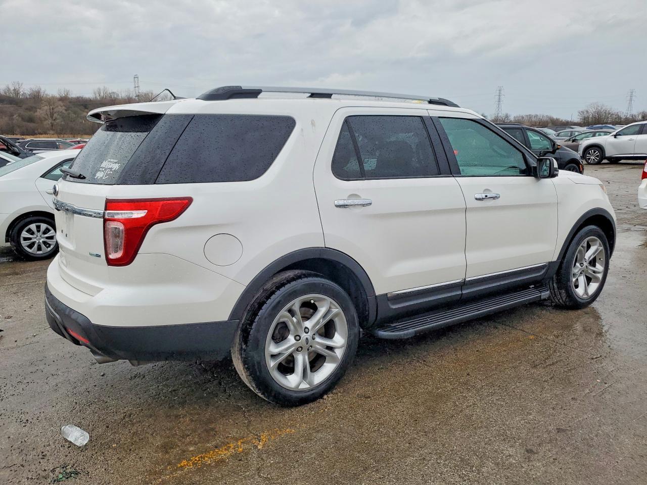 2013 Ford Explorer Limited - Image 3