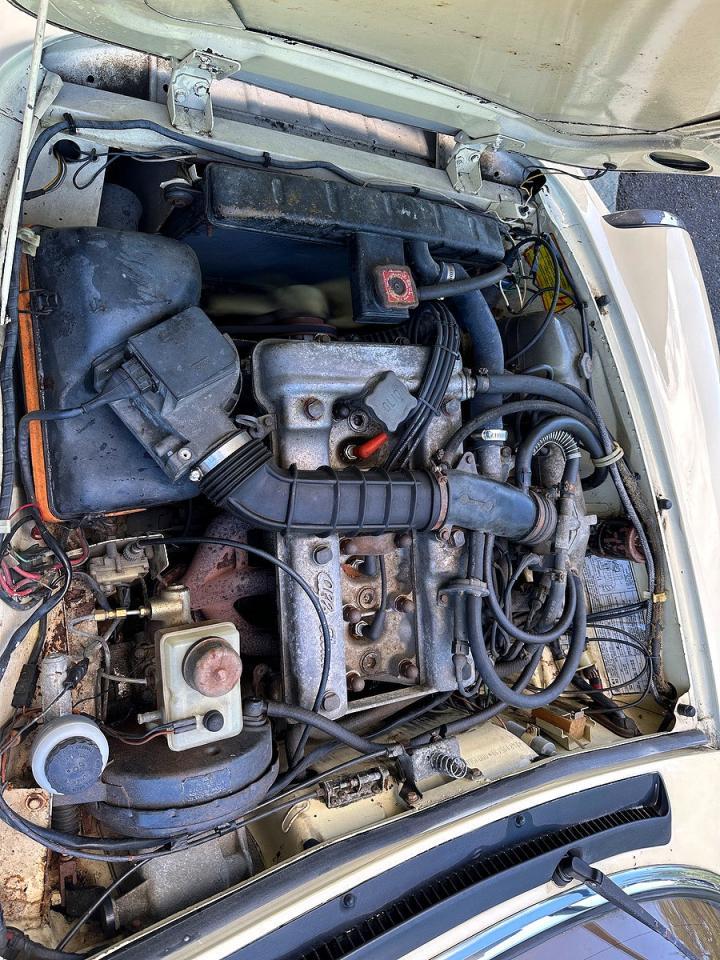 1982 Alfa Romeo Veloce 2000 Spider - Image 7
