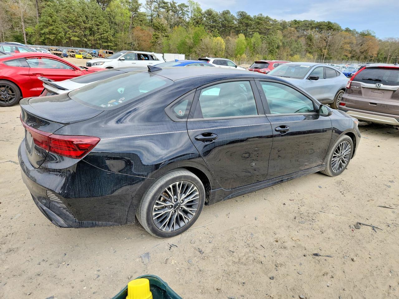 2024 Kia Forte Gt-Line - Image 3