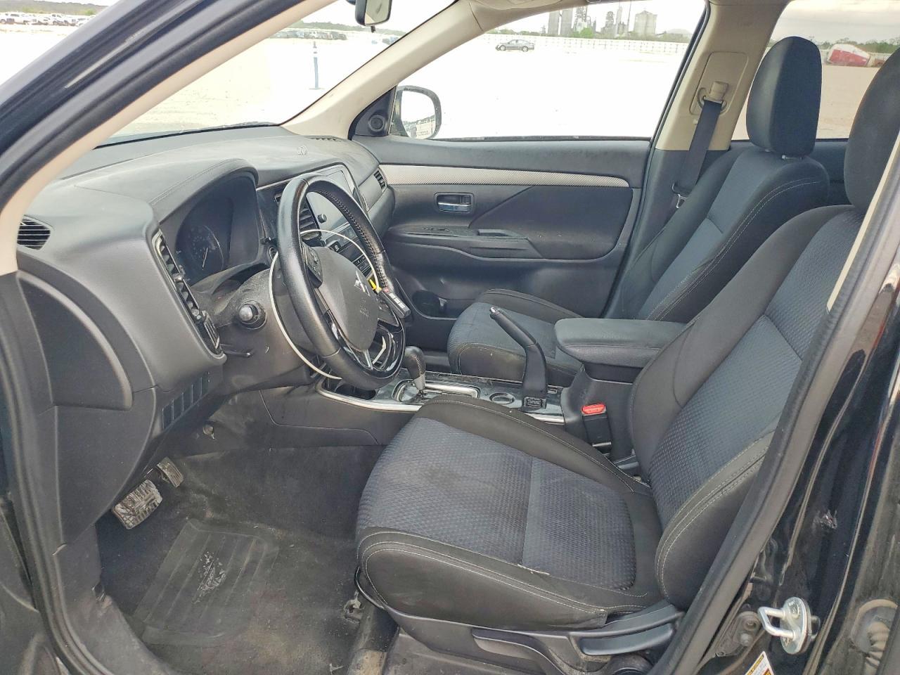 2018 Mitsubishi Outlander Se - Фото 7