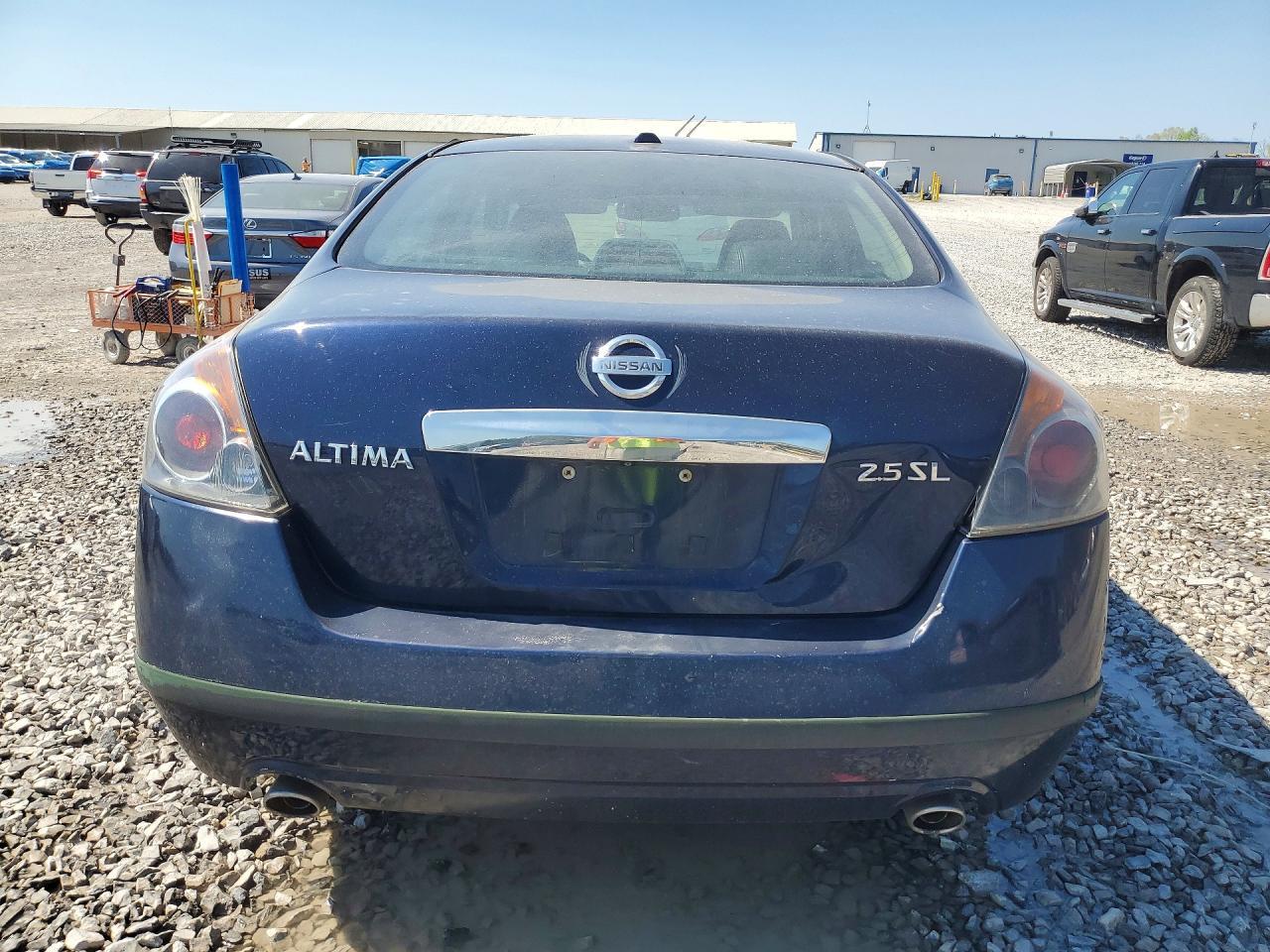 2010 Nissan Altima 2.5 - Фото 6