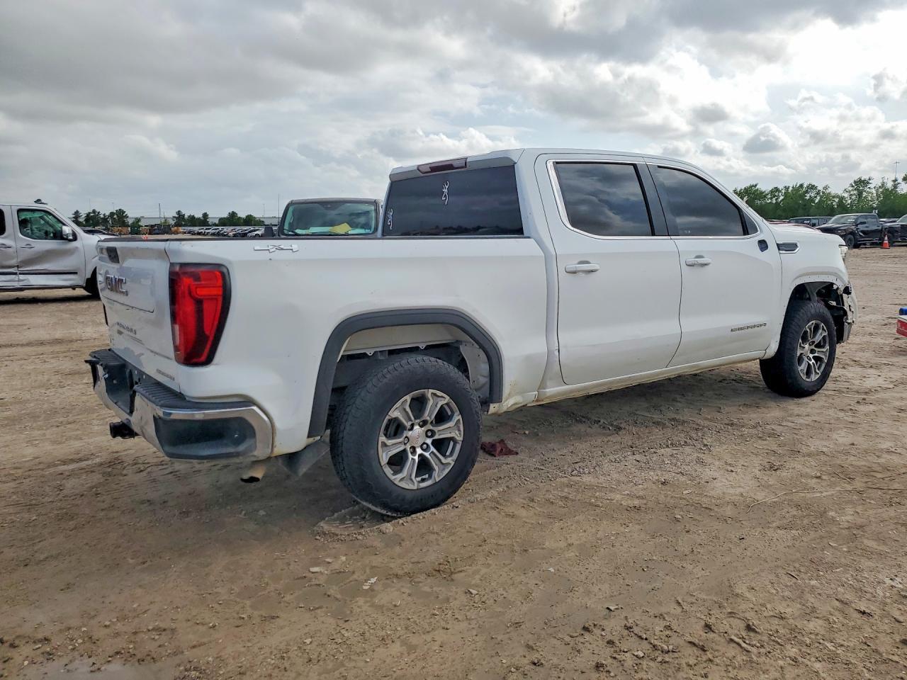 2022 GMC Sierra K1500 Sle - Фото 3