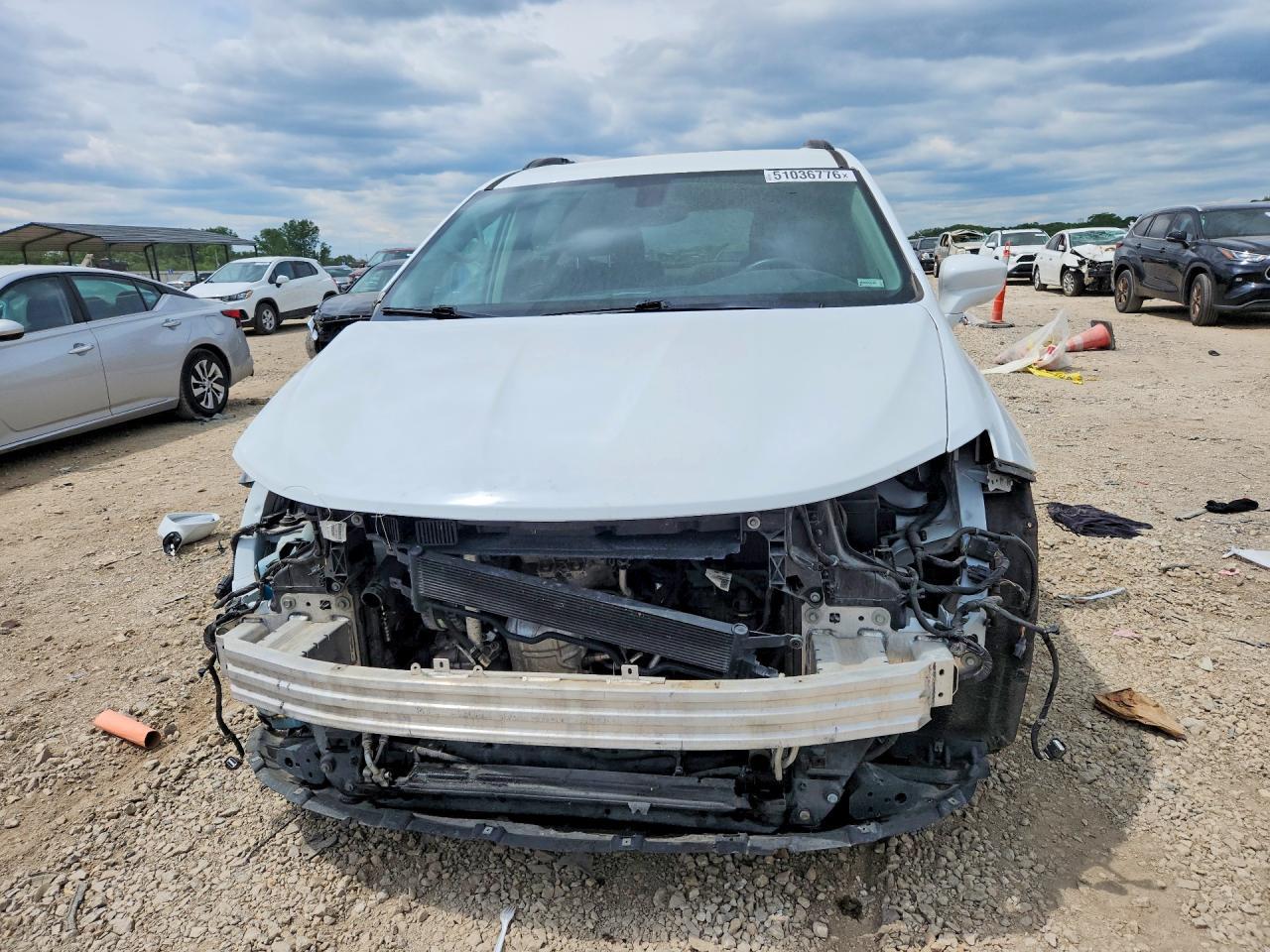 2017 Chrysler Pacifica Touring L - Фото 5