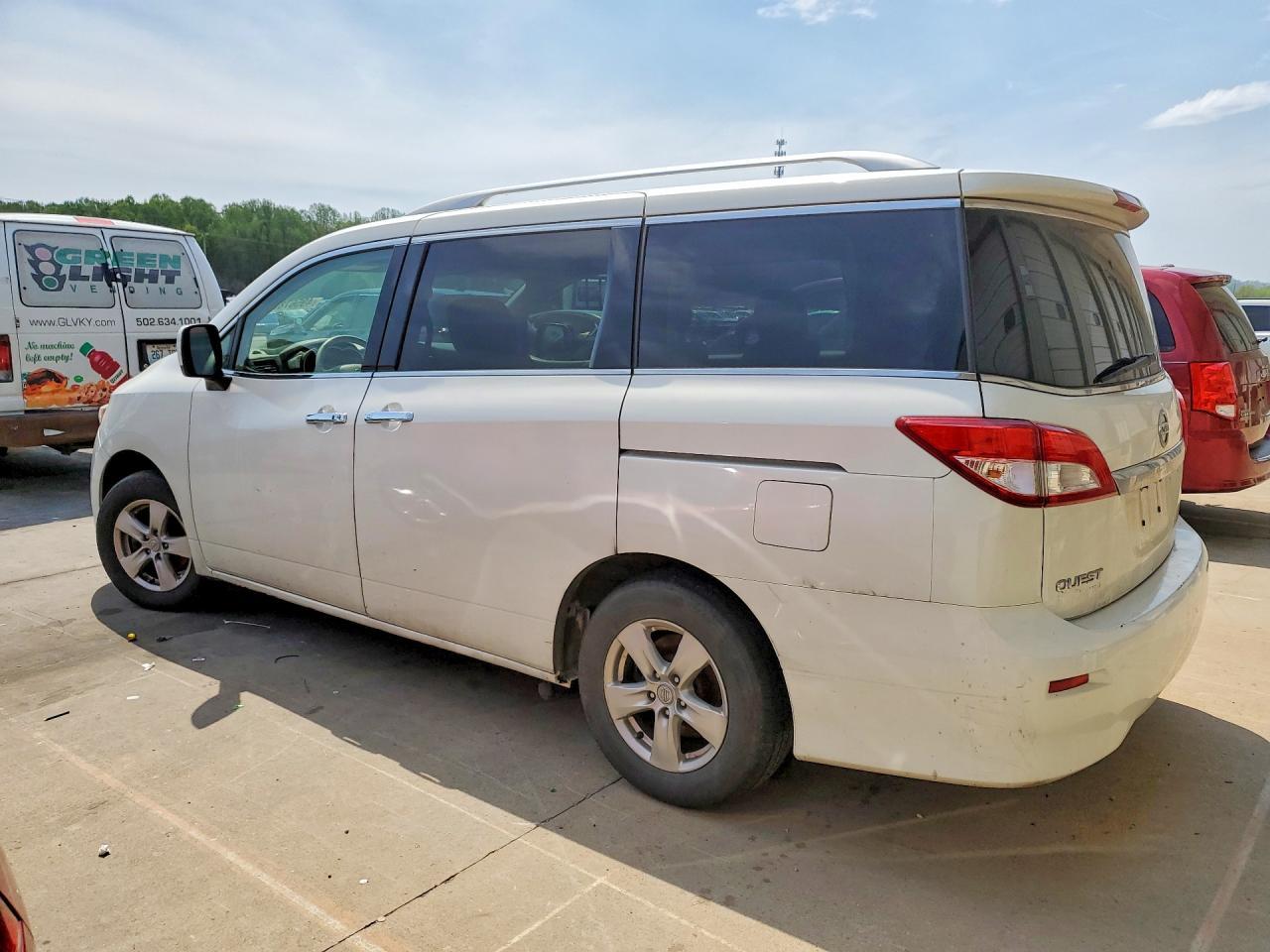 2017 Nissan Quest Sv - Фото 2
