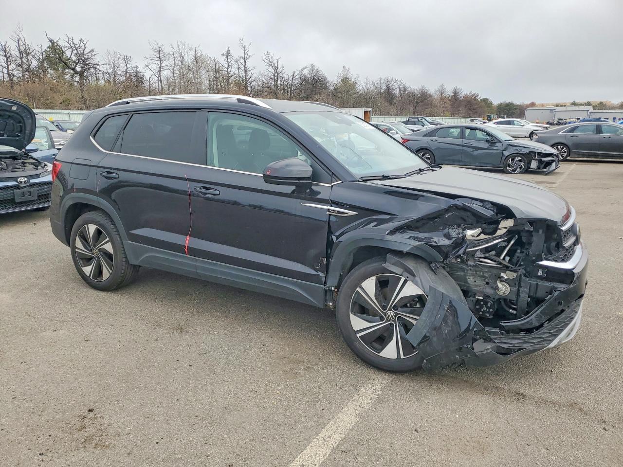 2023 Volkswagen Taos Se - Фото 4