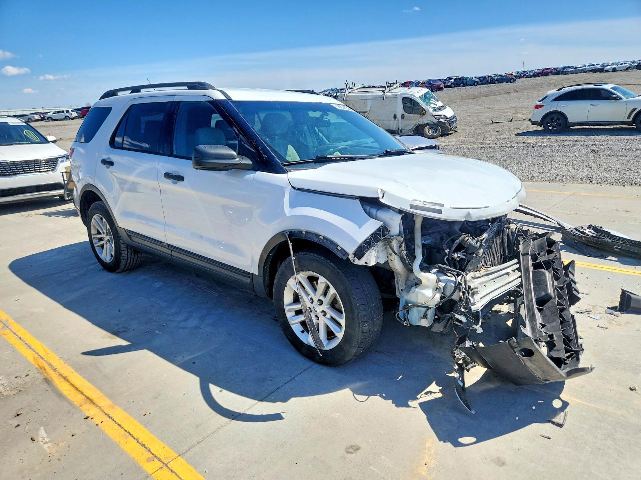 2015 Ford Explorer - Фото 4