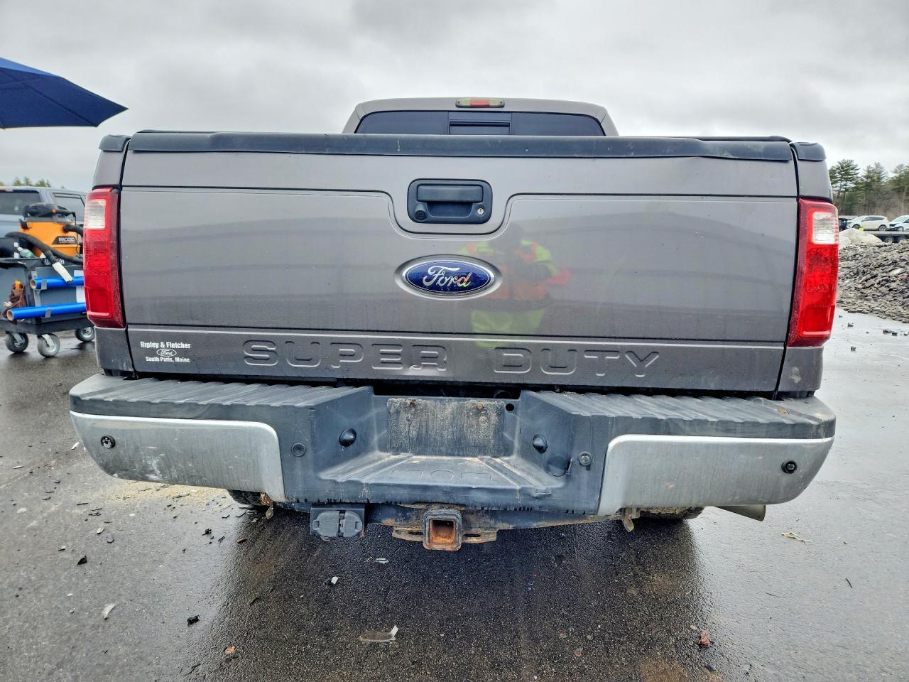 2011 Ford F350 Super Duty - Фото 6