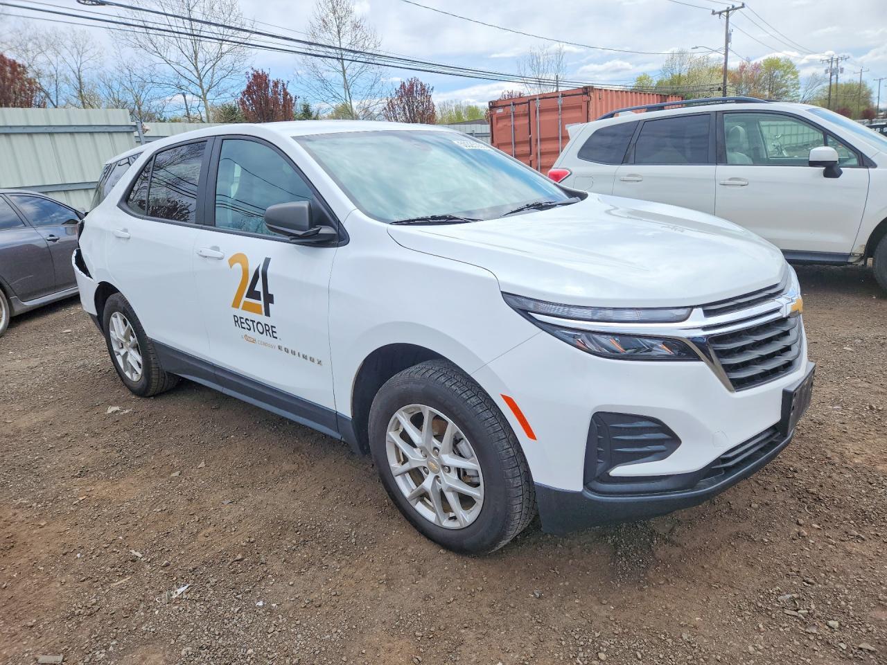 2022 Chevrolet Equinox Ls - Фото 4