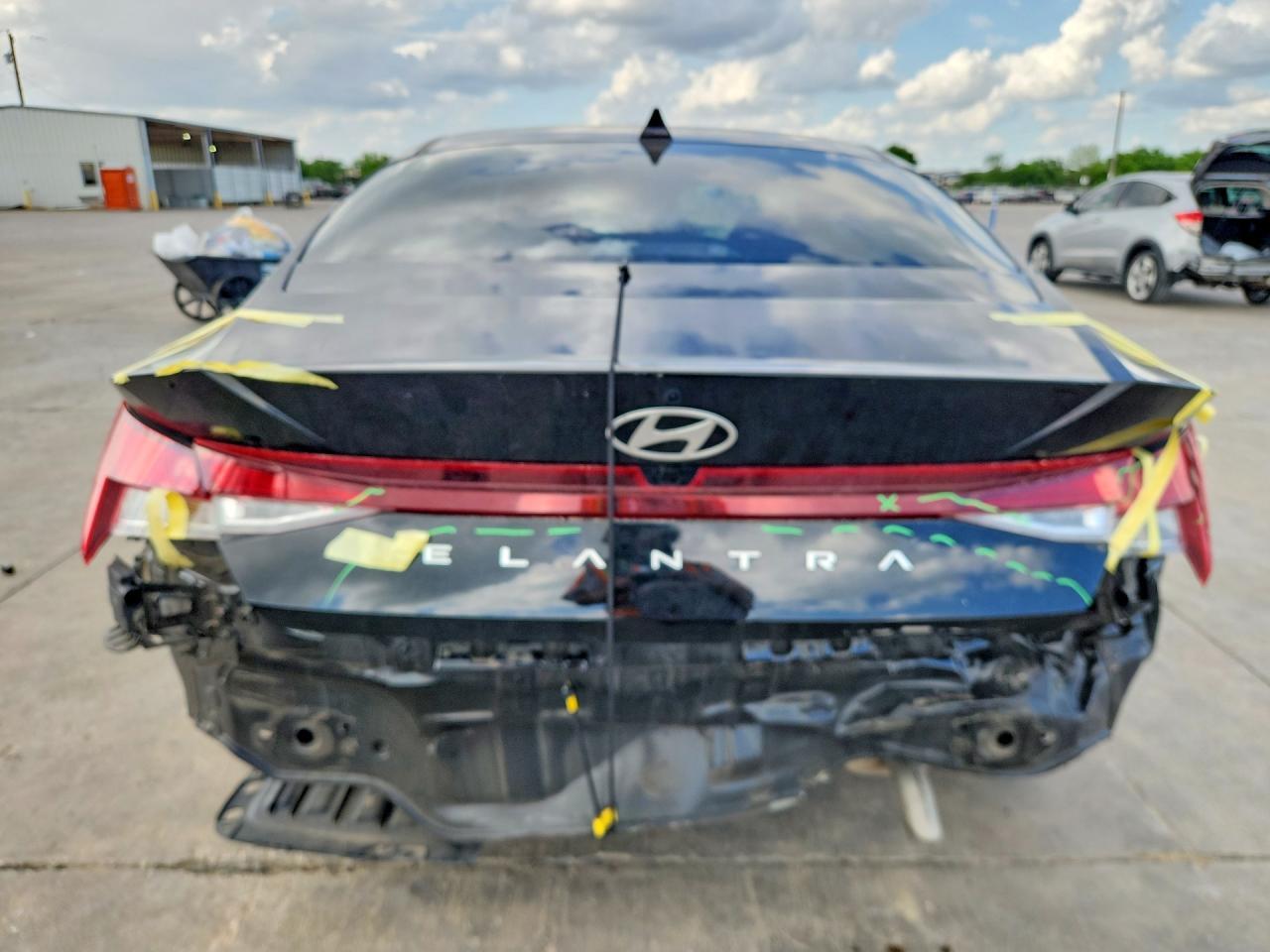 2024 Hyundai Elantra Sel - Фото 6