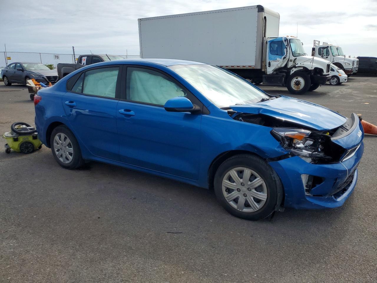 2023 Kia Rio S - Фото 4