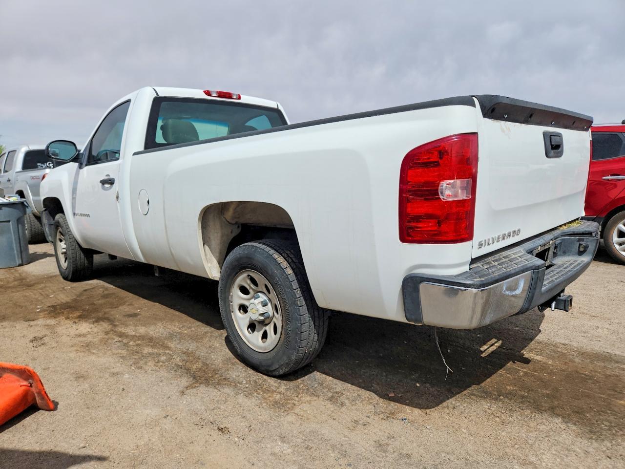 2007 Chevrolet Silverado C1500 - Фото 2