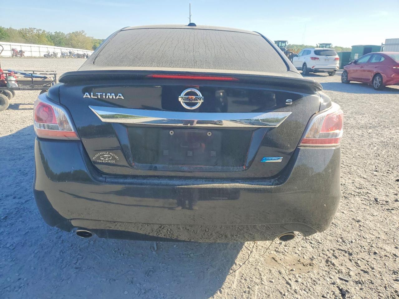 2014 Nissan Altima 2.5 S - Фото 6