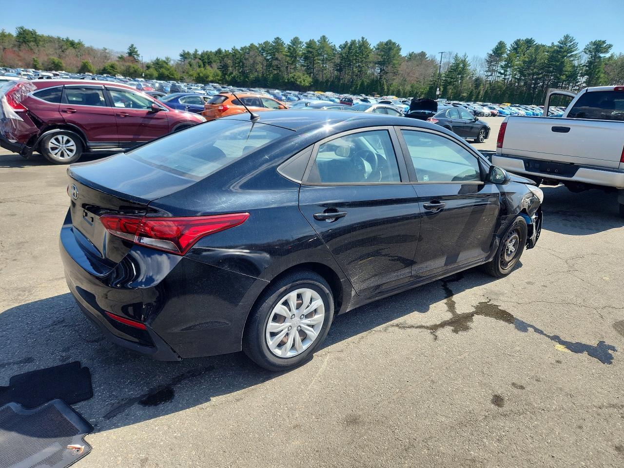 2019 Hyundai Accent Se - Фото 3