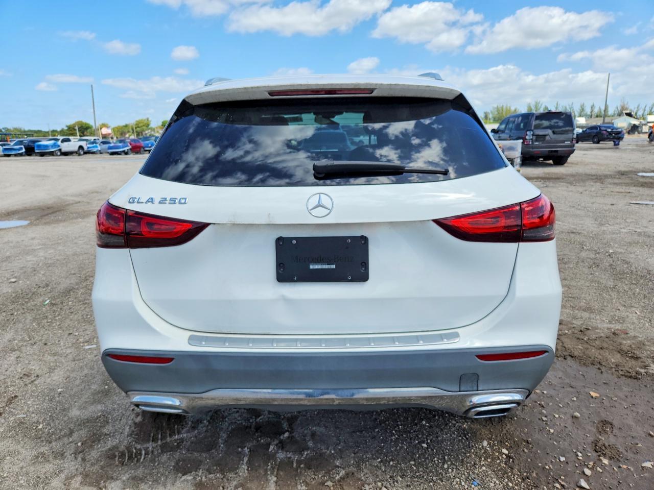 2021 Mercedes-Benz Gla 250 - Image 6