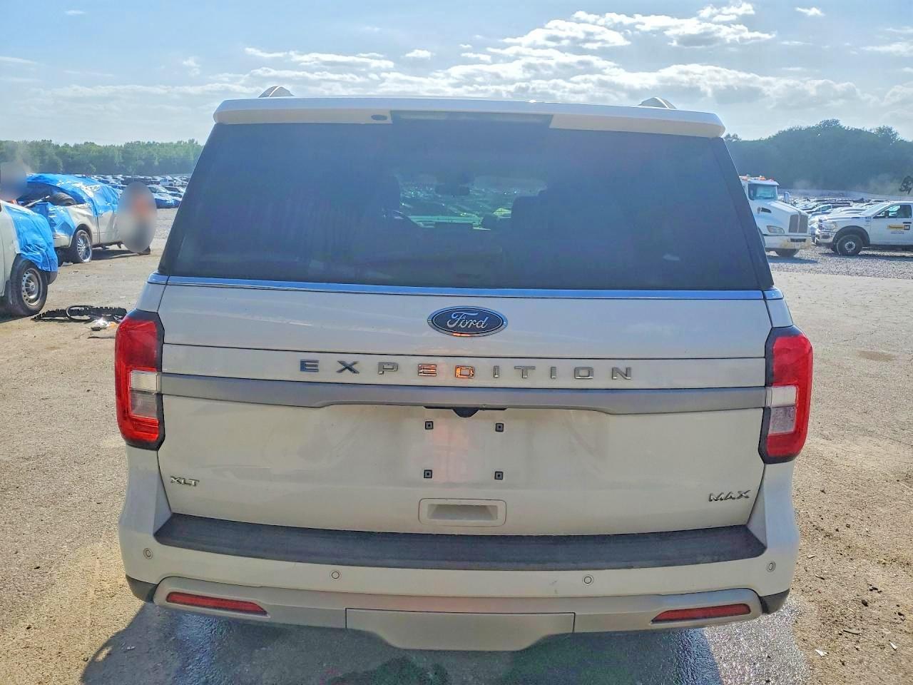 2023 Ford Expedition Max Xlt - Фото 6