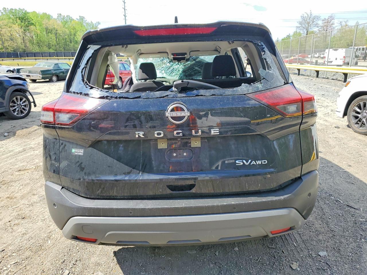 2023 Nissan Rogue Sv - Image 6