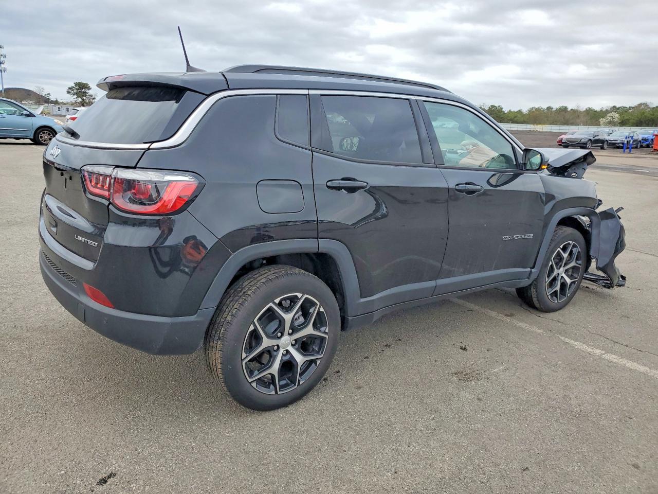 2024 Jeep Compass Limited - Image 3