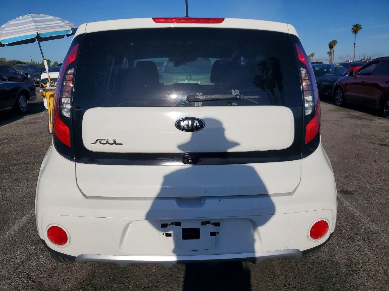 2017 Kia Soul + - Image 6