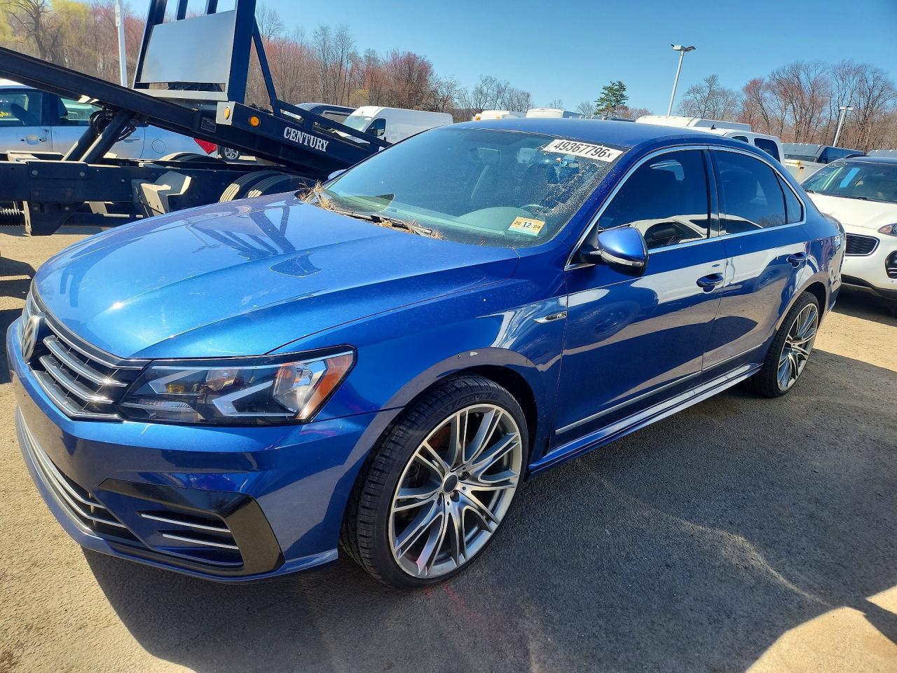 2017 Volkswagen Passat R-Line