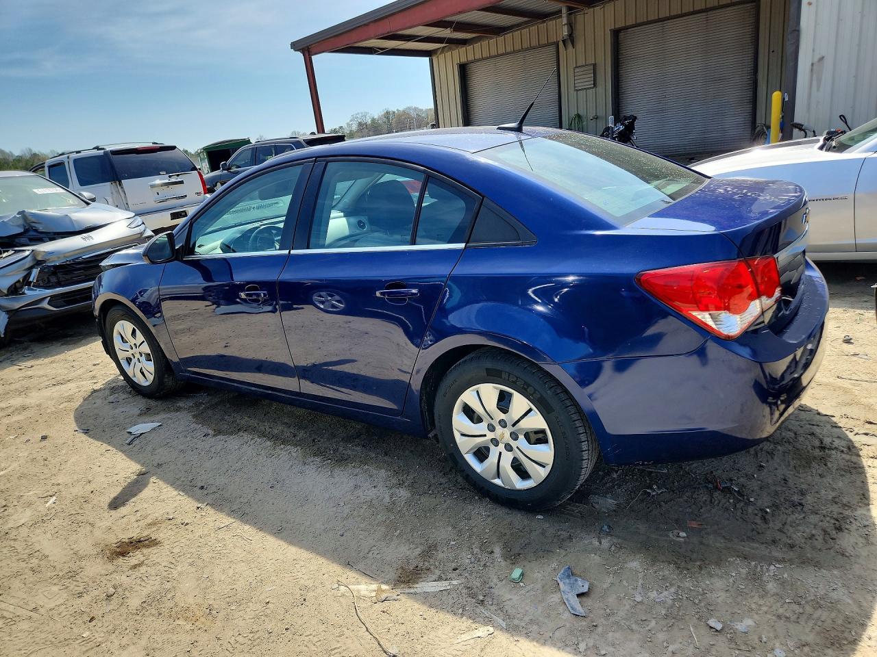 2012 Chevrolet Cruze Ls - Image 2