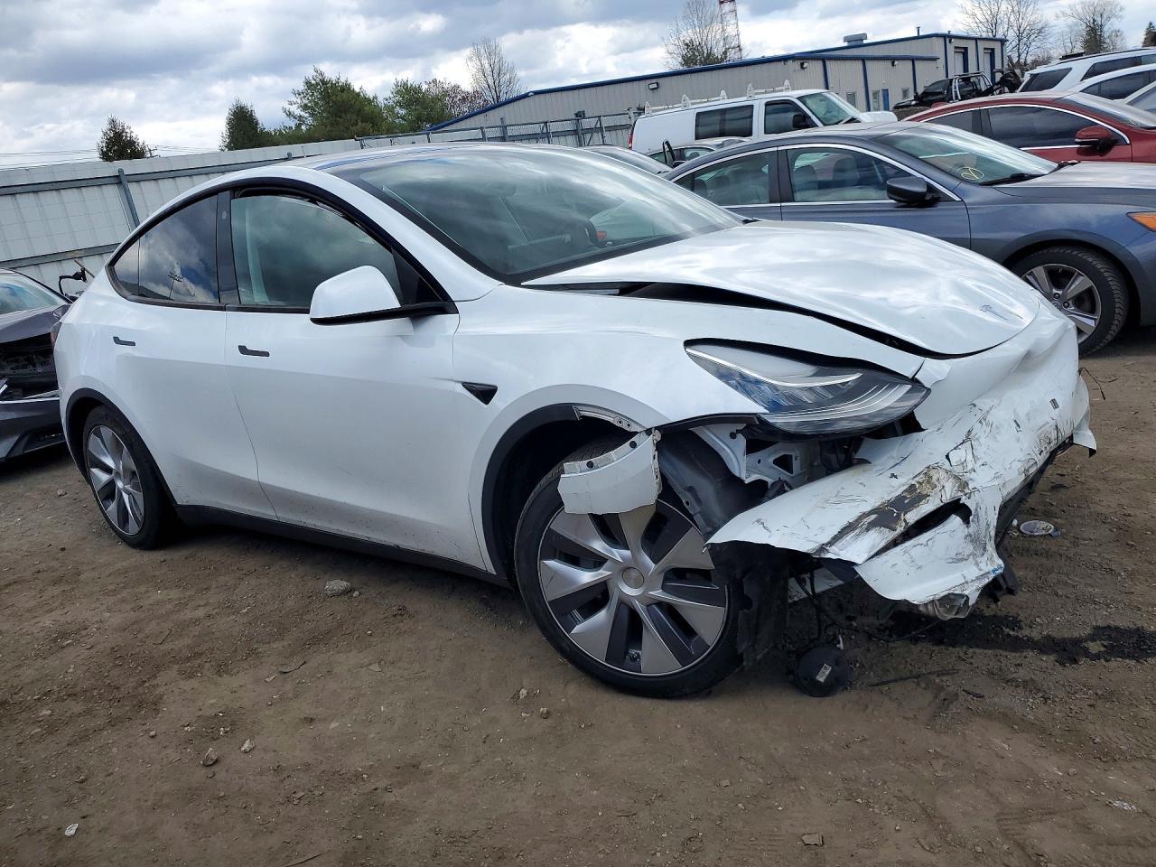 2023 Tesla Model Y - Фото 4