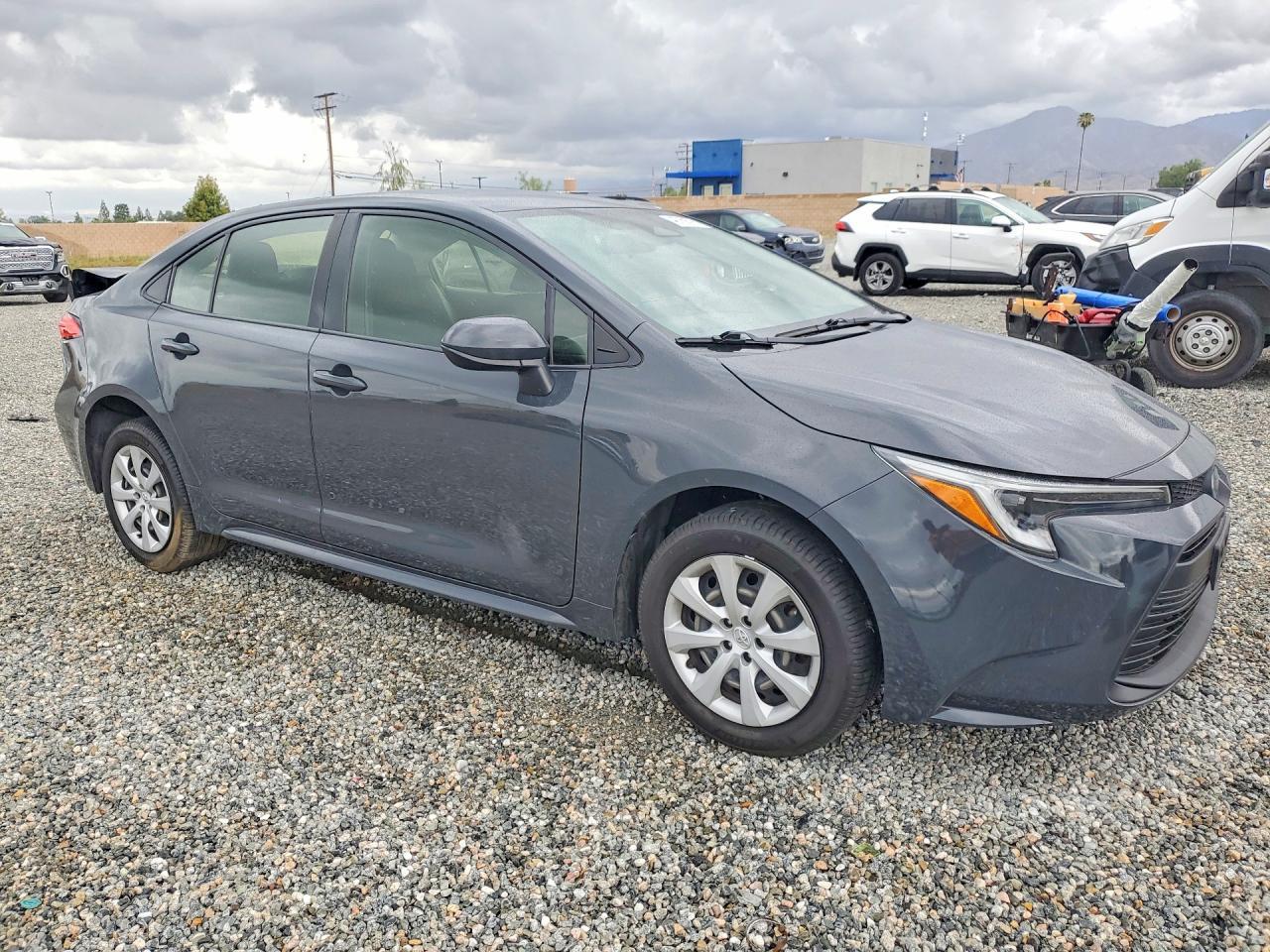 2023 Toyota Corolla Hybrid Le - Image 4