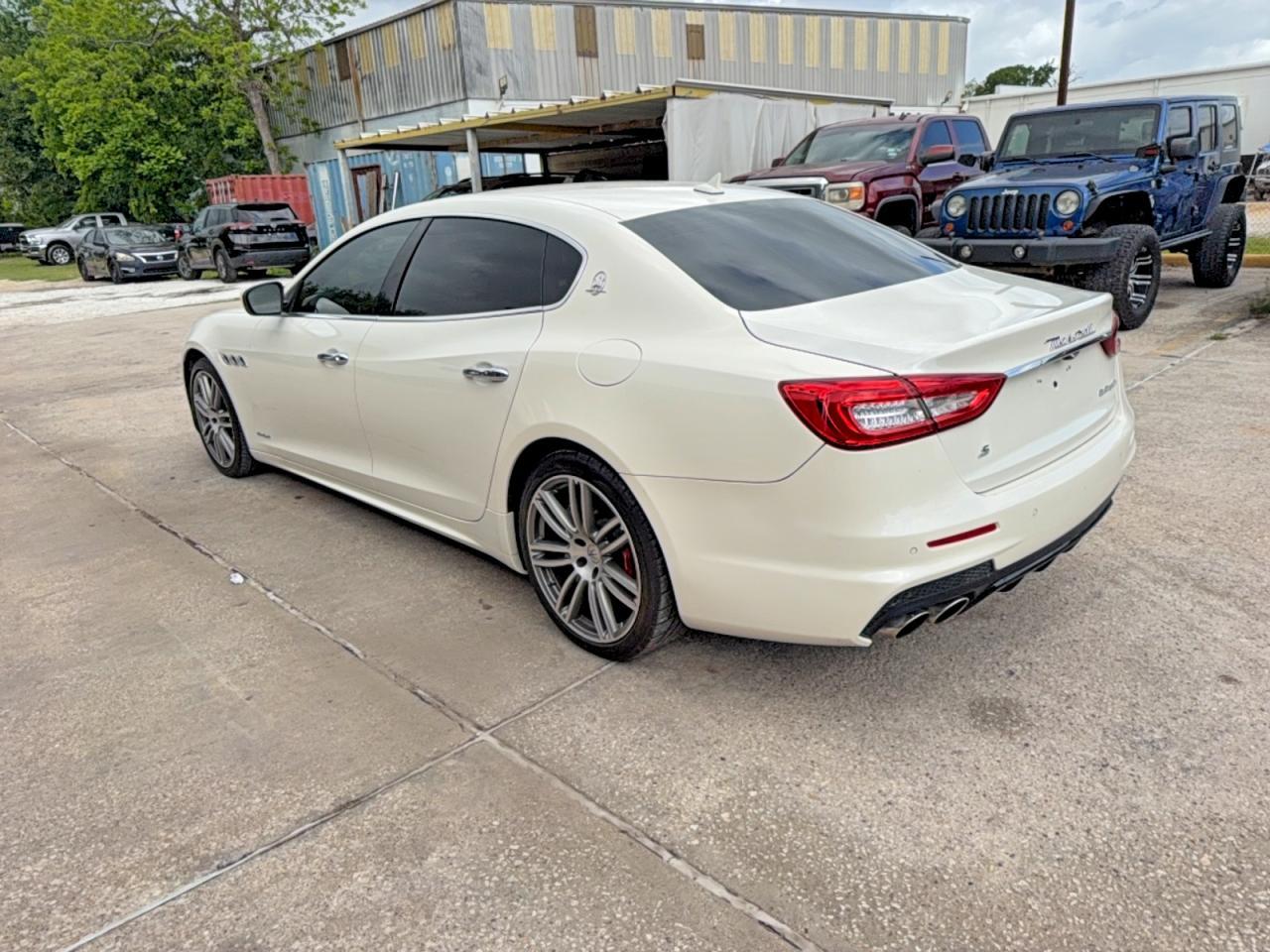 2017 Maserati Quattroporte S - Image 3