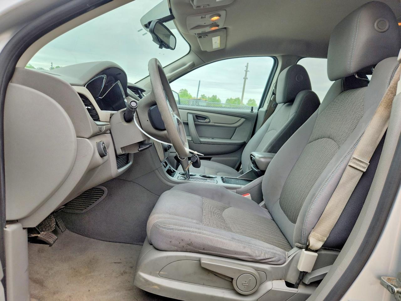 2013 Chevrolet Traverse Ls - Image 7