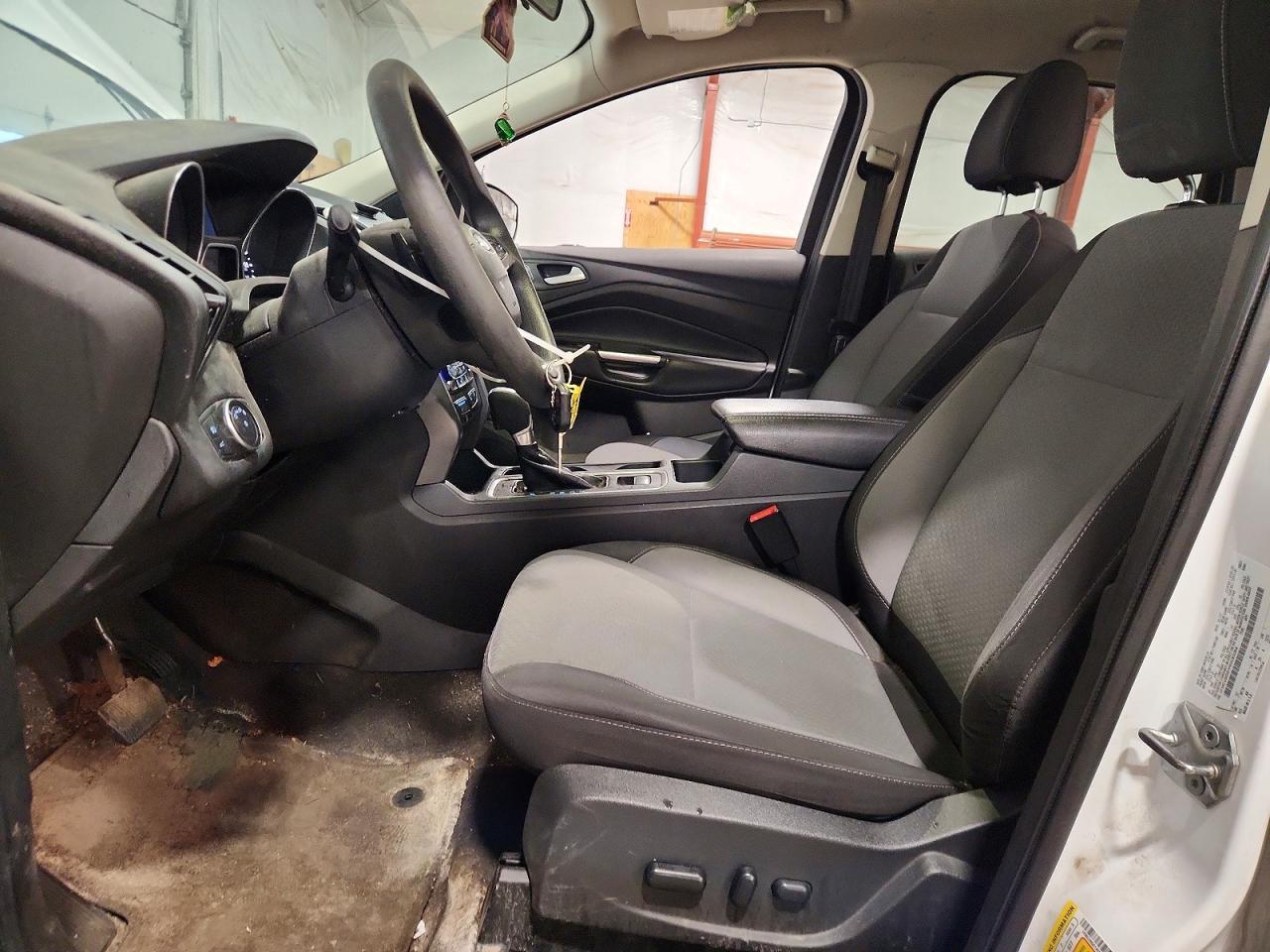 2017 Ford Escape Se - Фото 7