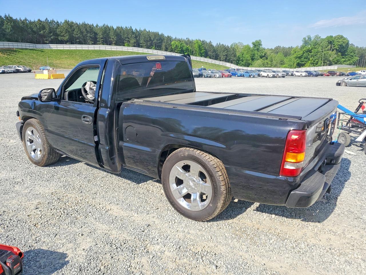 2000 Chevrolet Silverado K1500 - Фото 2