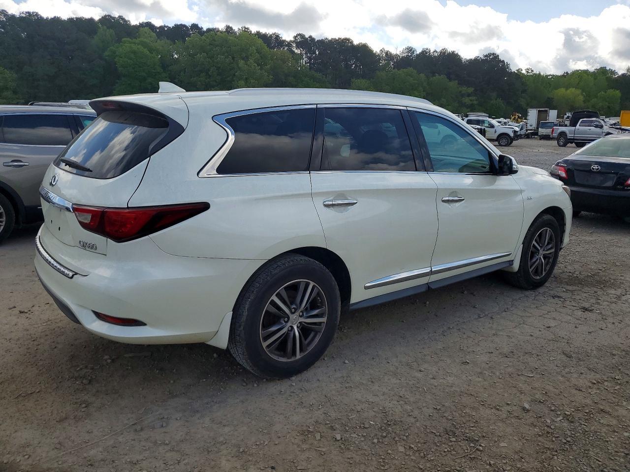 2017 Infiniti Qx60 Base - Фото 3