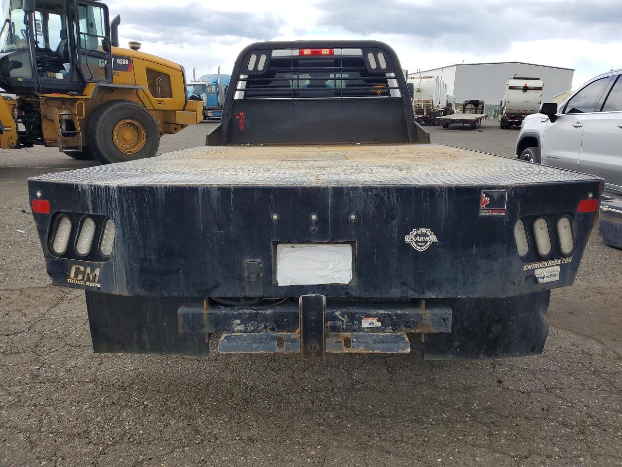 2022 Ram 4500 Flatbed Truck - Image 6