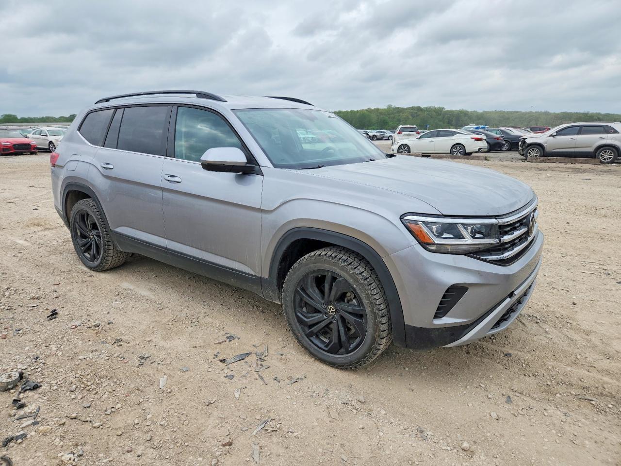 2023 Volkswagen Atlas Se - Image 4