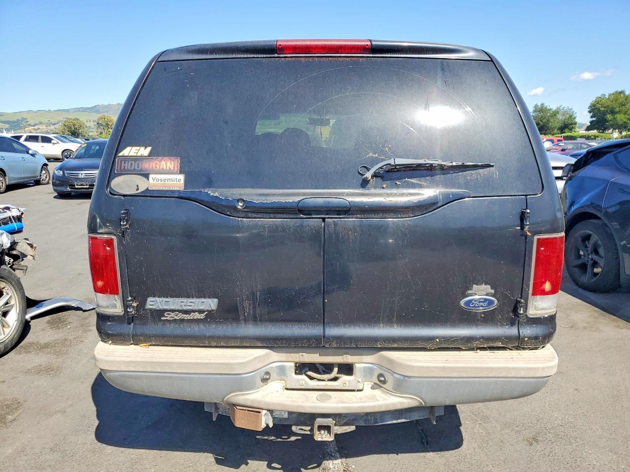 2000 Ford Excursion Limited - Image 6