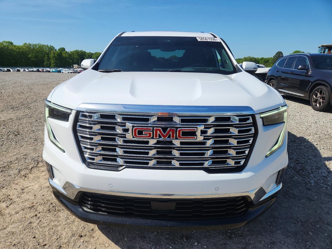 2025 GMC Acadia Denali - Image 5