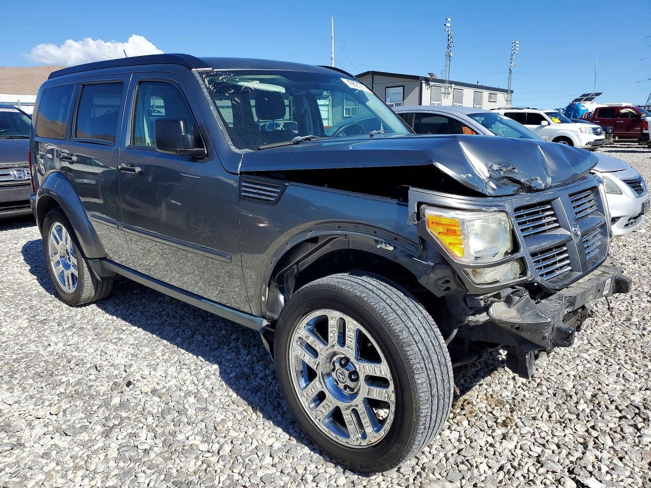 2011 Dodge Nitro Heat - Image 4