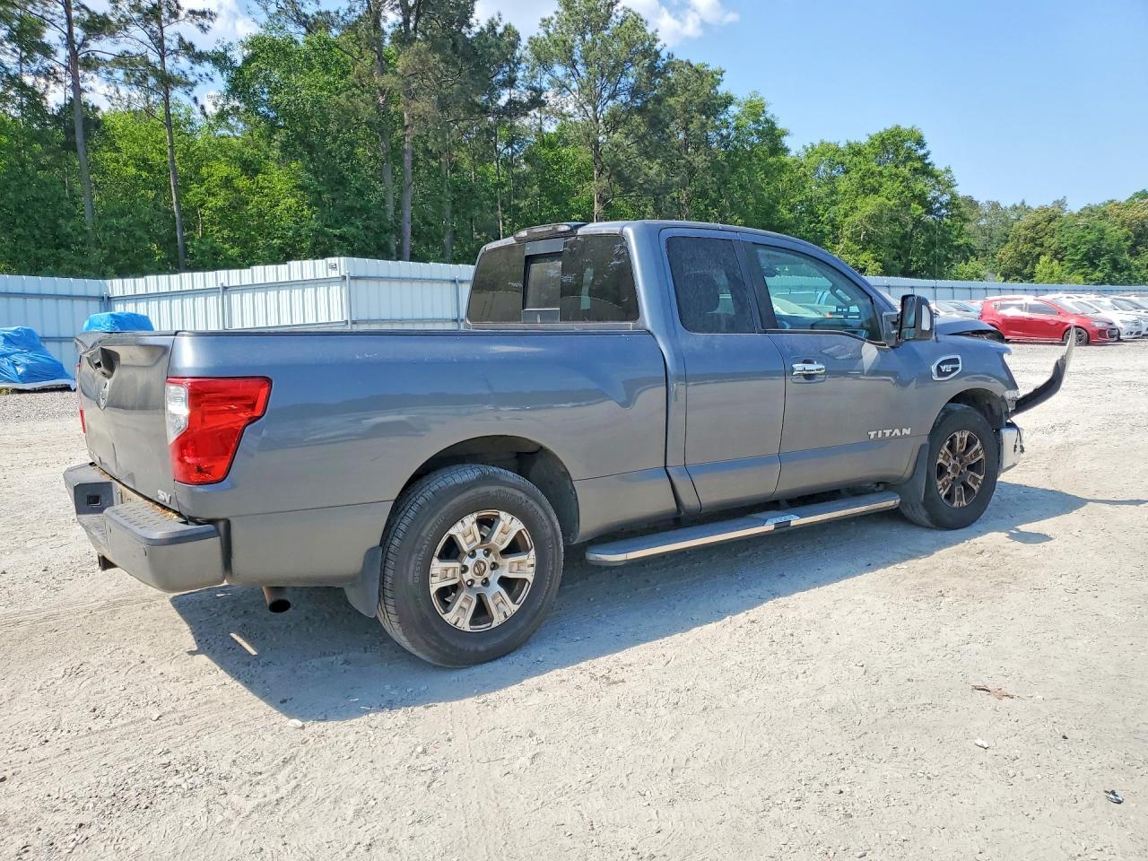 2017 Nissan Titan Sv - Фото 3