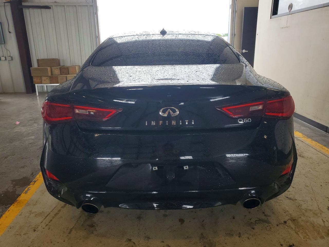 2019 Infiniti Q60 3.0T Luxe - Фото 6