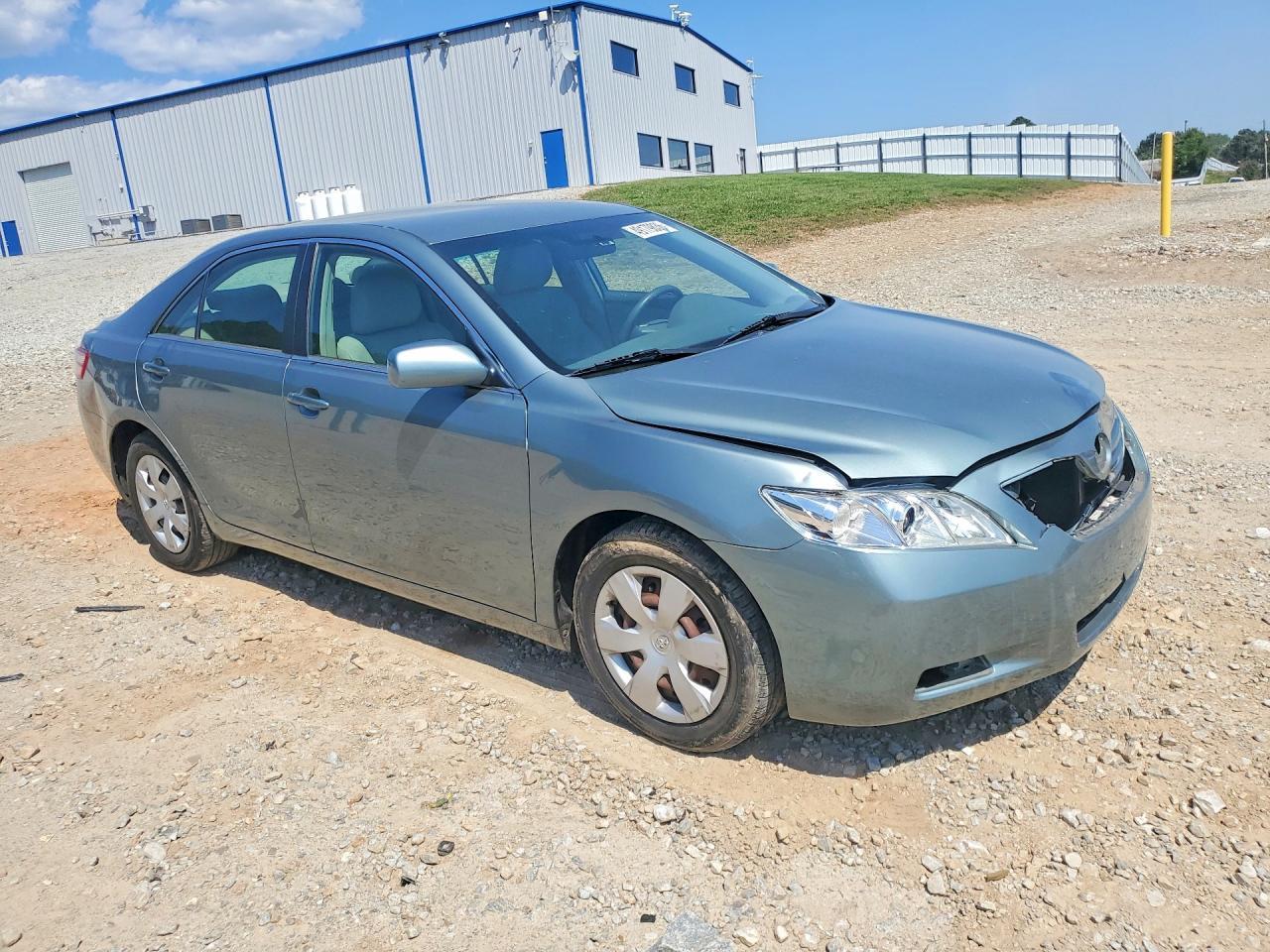 2007 Toyota Camry Le - Image 4