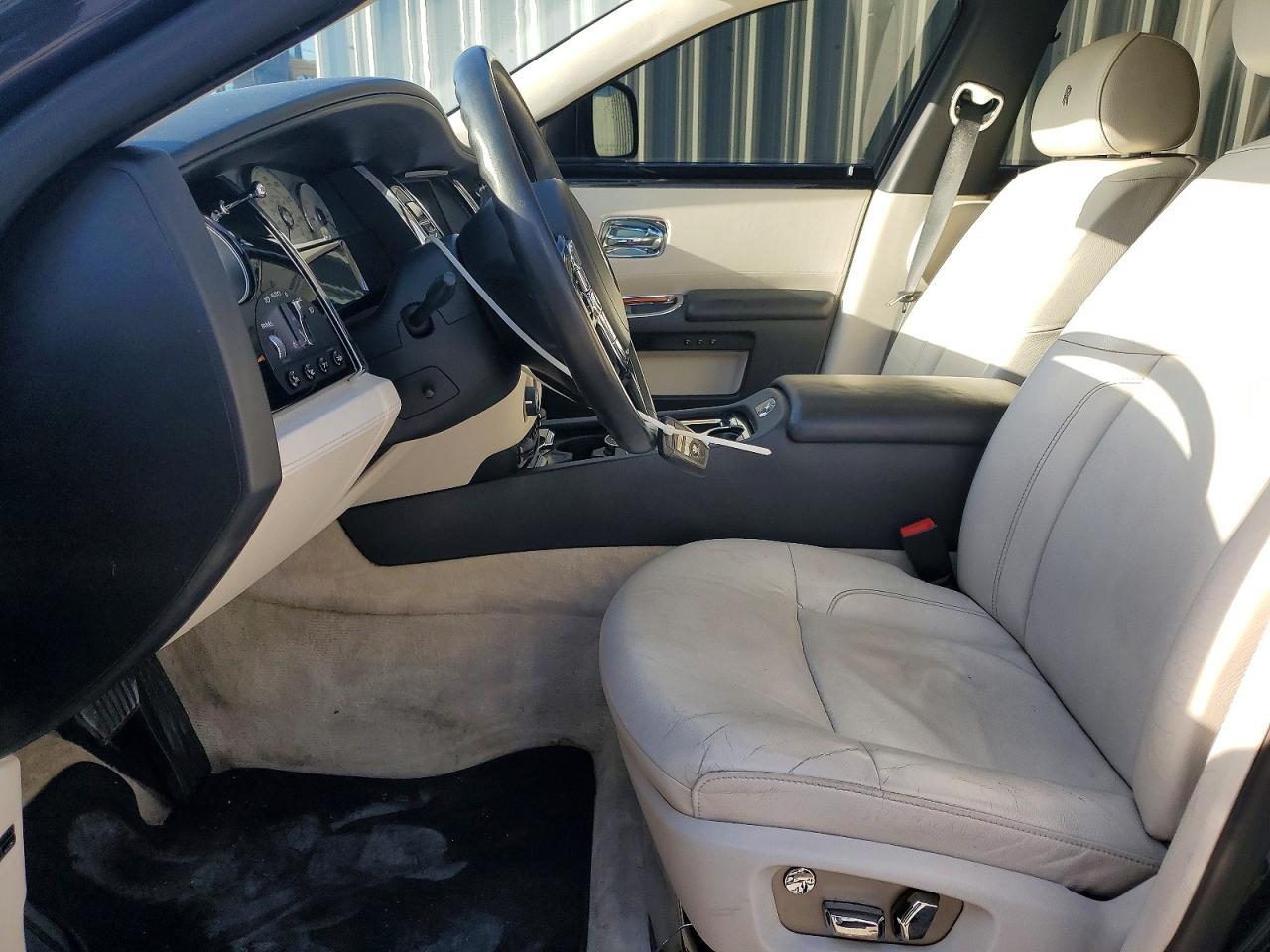2010 Rolls-Royce Ghost - Фото 7
