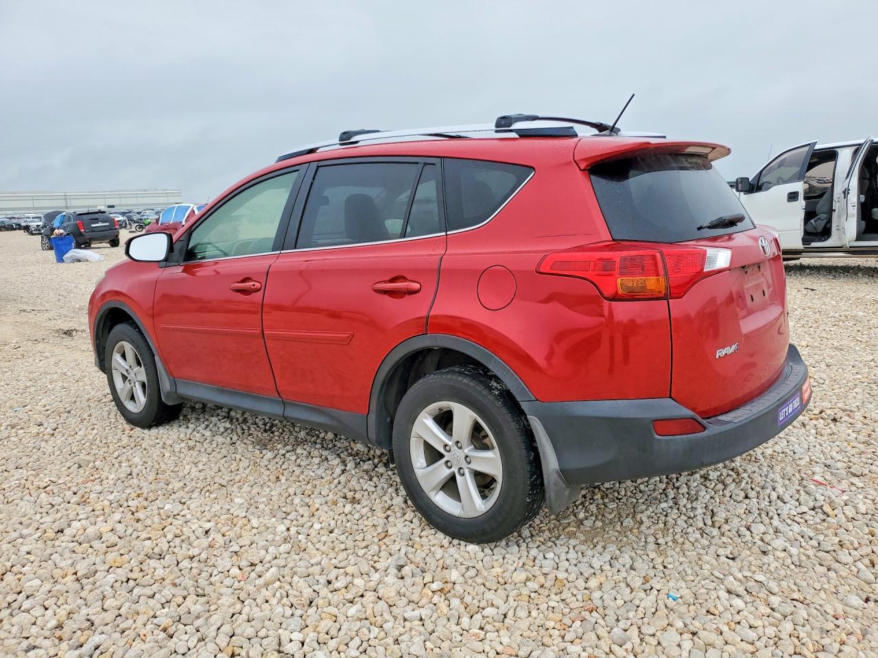 2014 Toyota Rav4 Xle - Image 2