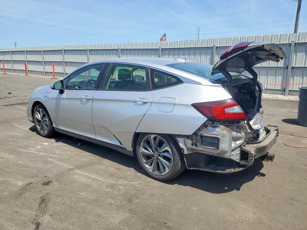 2018 Honda Clarity - Image 2