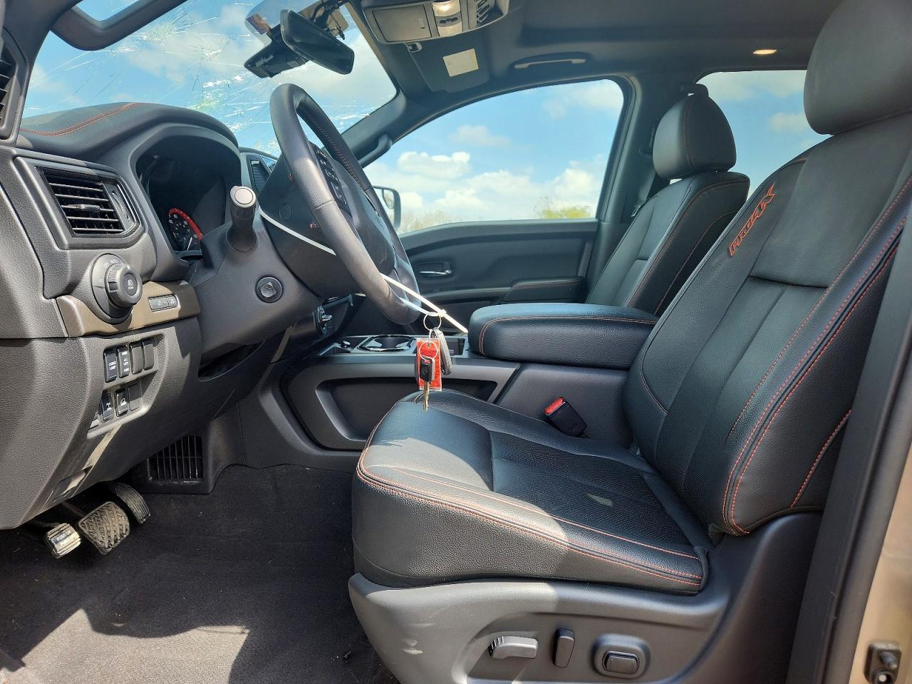 2024 Nissan Titan Pro-4X - Image 7