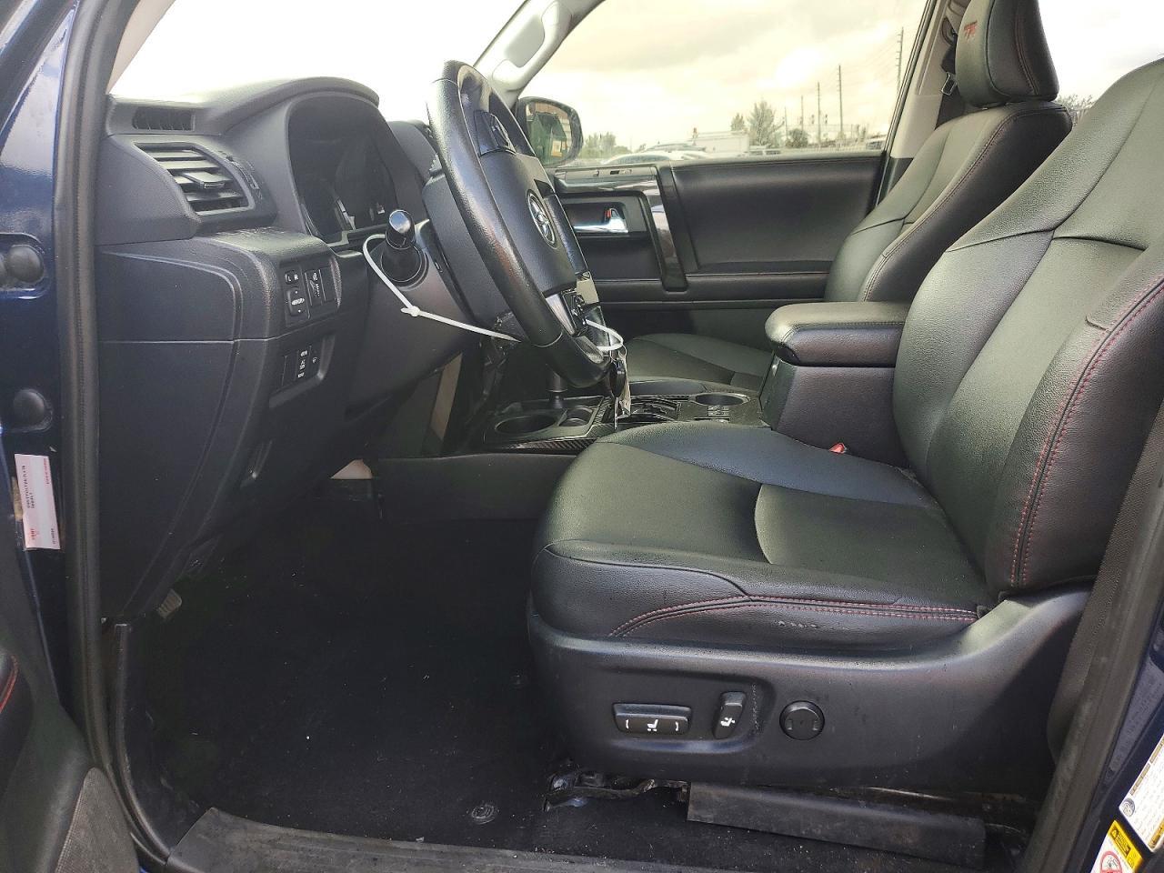 2018 Toyota 4Runner Trd Off-Road Premium - Image 7
