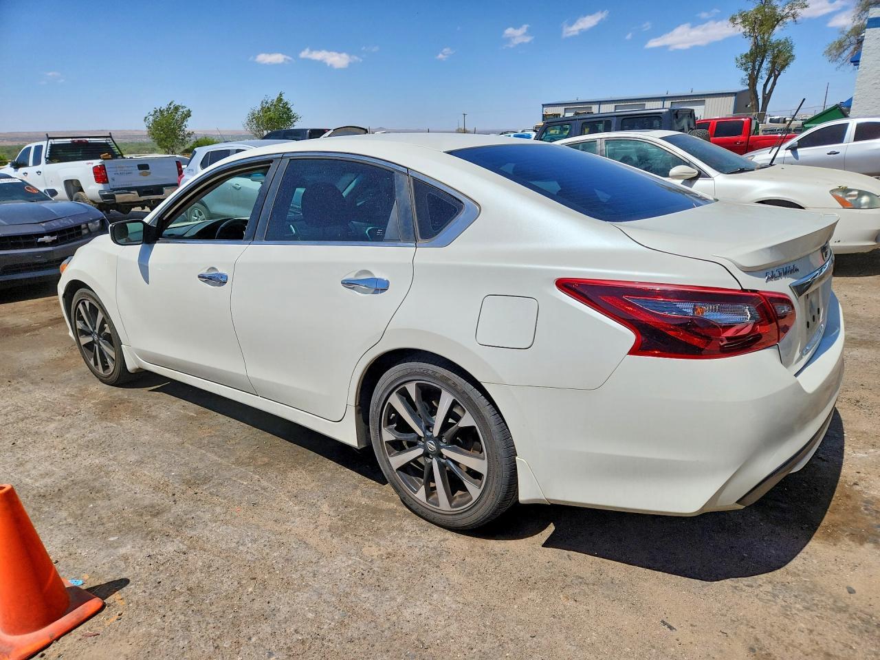 2018 Nissan Altima 2.5 Sr - Фото 2