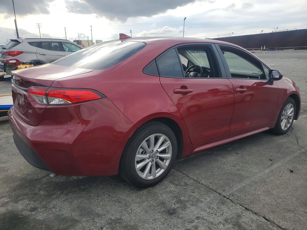 2026 Toyota Corolla Le - Фото 3