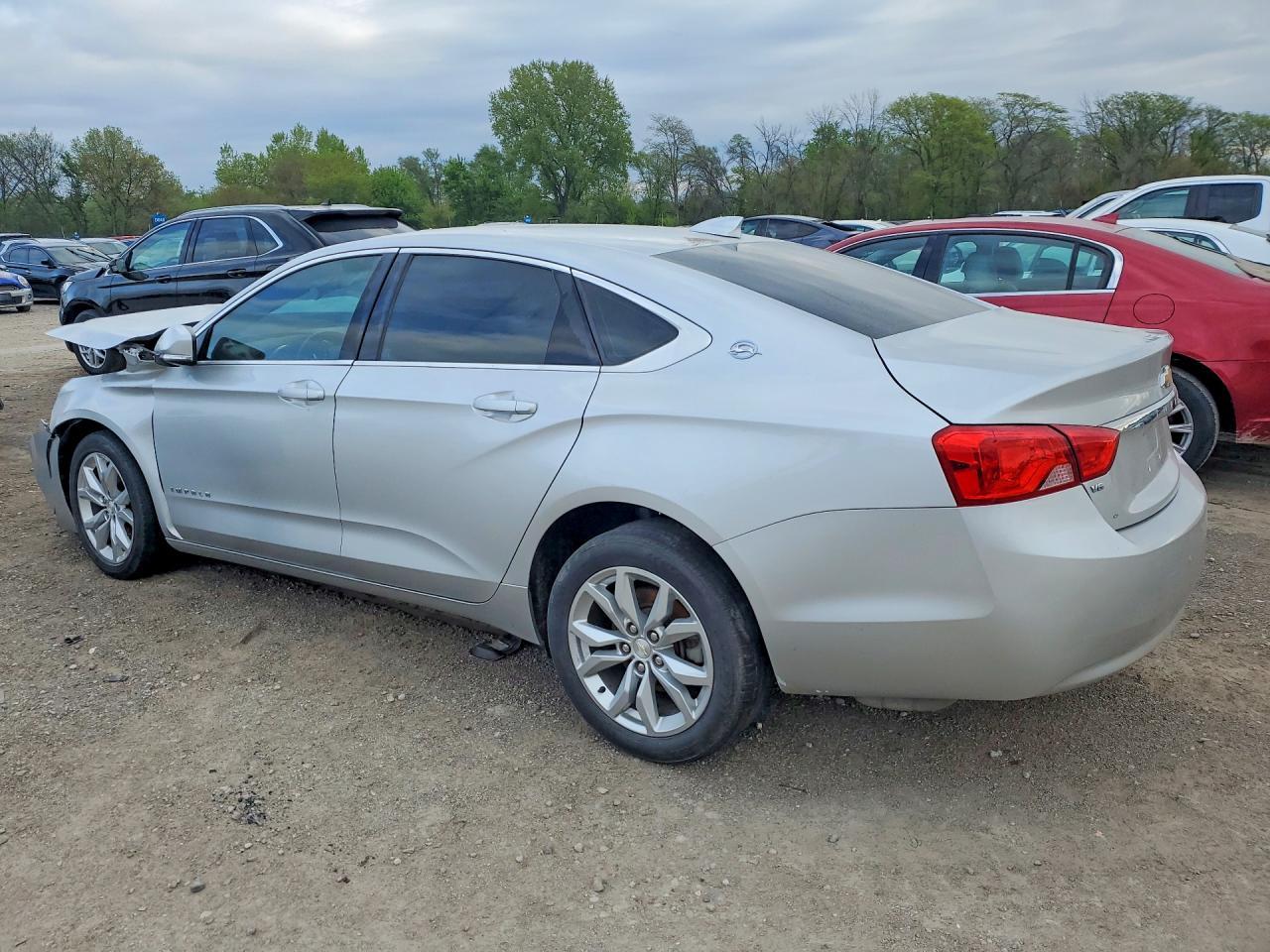 2017 Chevrolet Impala Lt - Фото 2