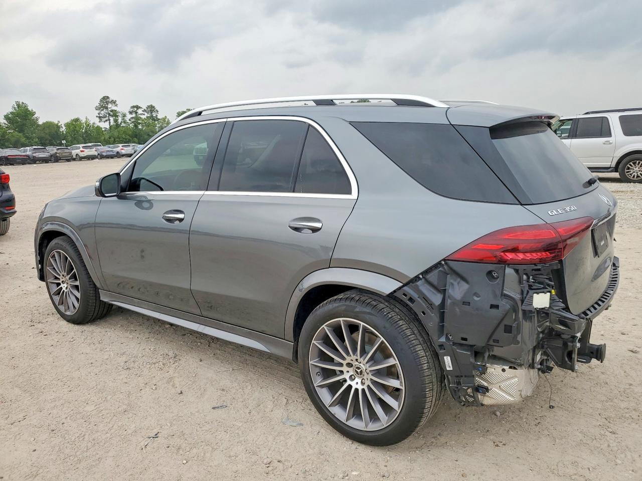 2025 Mercedes-Benz Gle 350 - Image 2